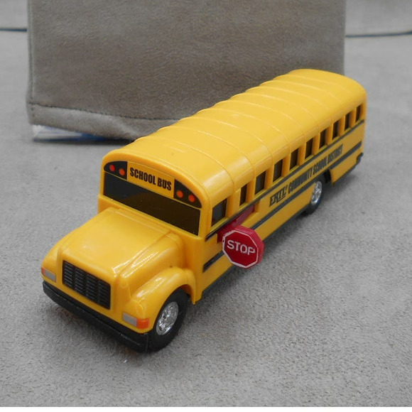 ERTL Community School District School Bus Yellow Stop Sign 46581 - Picture 2 of 7